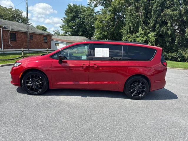 2025 Chrysler Pacifica Limited