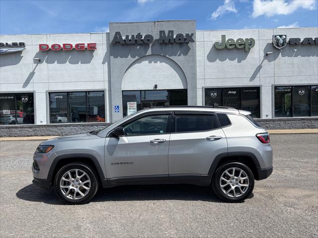 2022 Jeep Compass Latitude Lux 4x4 2022 Jeep Compass Latitude Lux 4x4