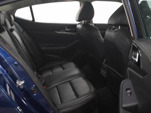 2023 Nissan Maxima SL