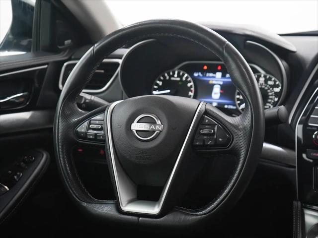 2023 Nissan Maxima SL
