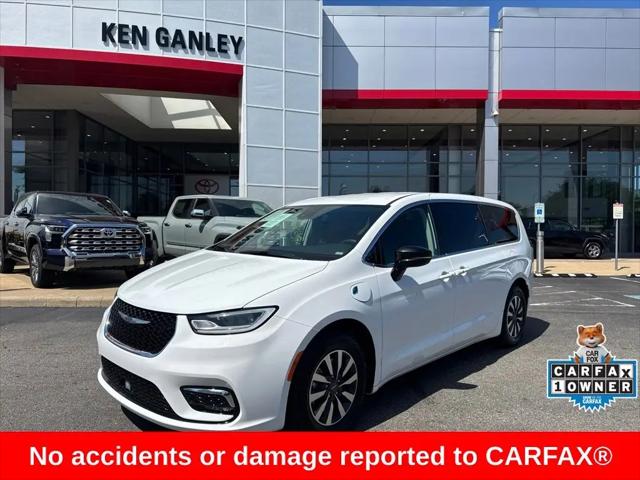 2024 Chrysler Pacifica Hybrid Select for sale in Akron, OH