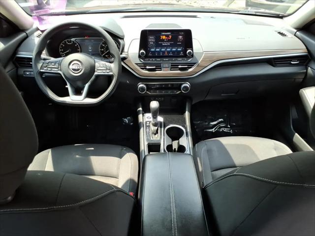 2024 Nissan Altima SV FWD