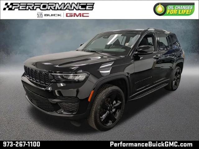 2025 Jeep Grand Cherokee Altitude X 4x4 for sale in Cedar Knolls, NJ