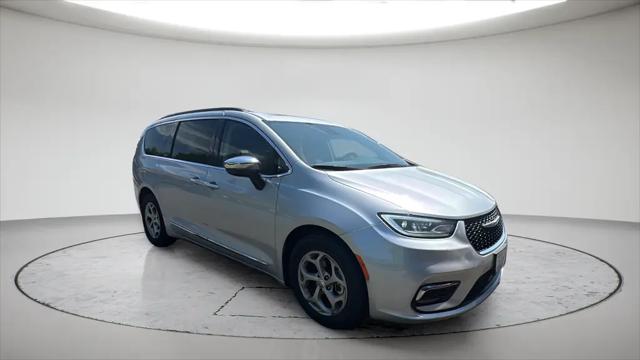 2023 Chrysler Pacifica Limited for sale in Auburn, WA