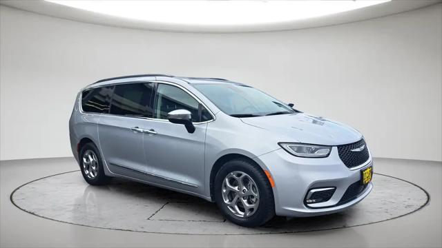 2023 Chrysler Pacifica Limited for sale in Auburn, WA