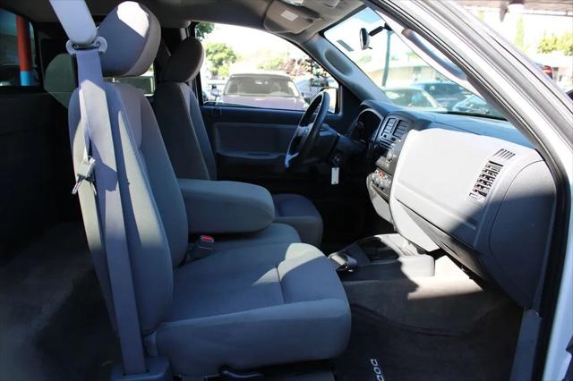 2006 Dodge Dakota ST