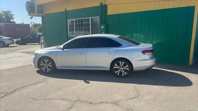 2021 Volkswagen Passat 2.0T SE