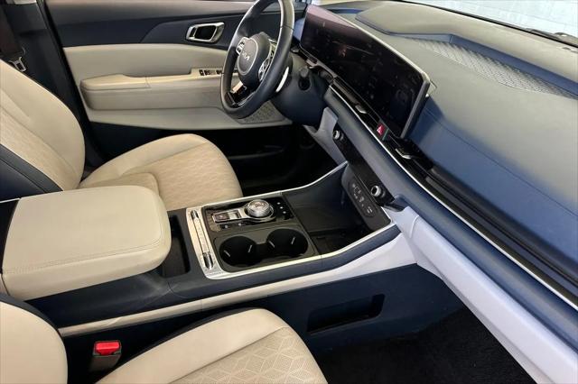 2025 Kia Carnival MPV SX