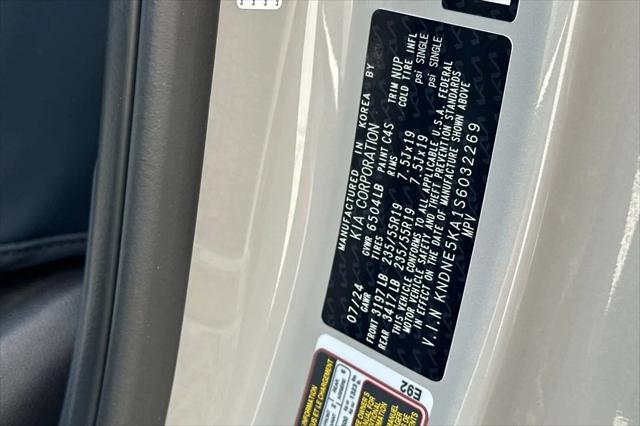 2025 Kia Carnival MPV SX
