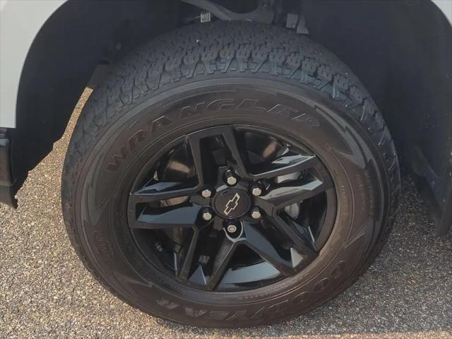 2021 Chevrolet Silverado 1500 4WD Crew Cab Short Bed Custom Trail Boss