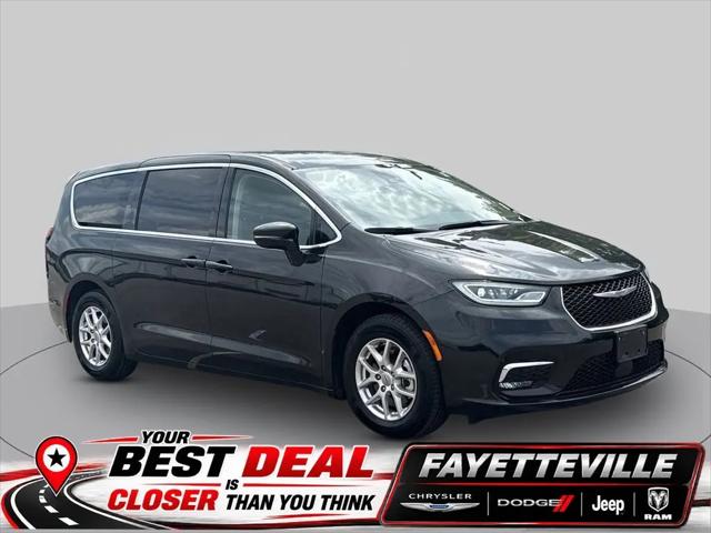 2024 Chrysler Pacifica Touring L for sale in Fayetteville, TN