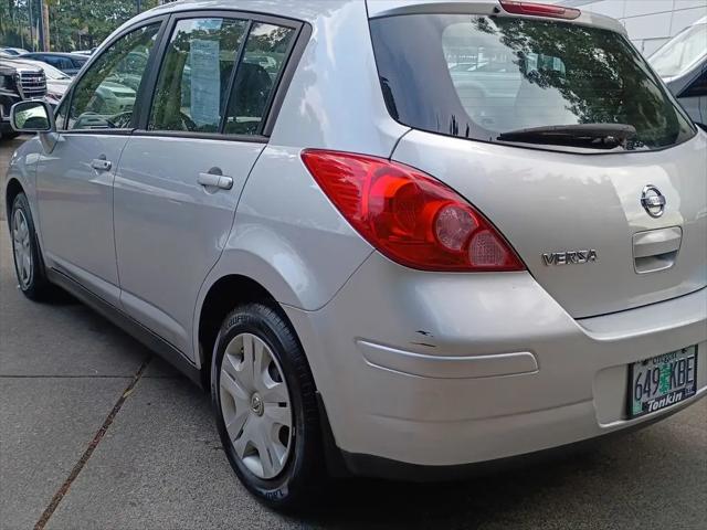 2011 Nissan Versa 1.8S
