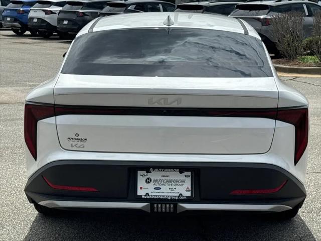 2026 Kia K4 LXS