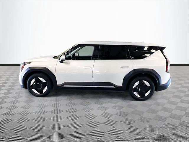 2024 Kia EV9 Light Short Range