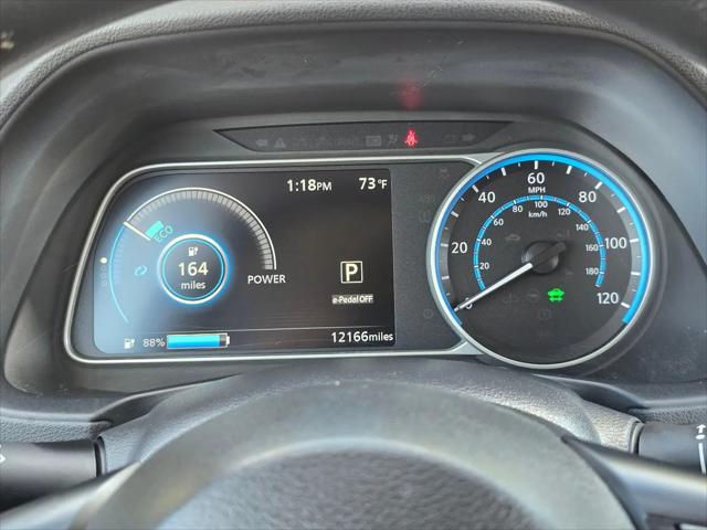 2025 Nissan LEAF S