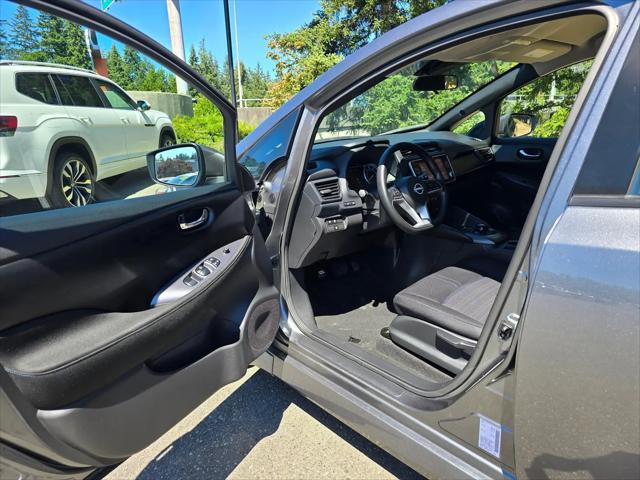 2025 Nissan LEAF S