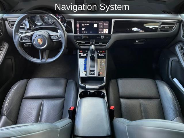2022 Porsche Macan Macan