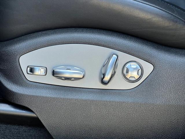 2022 Porsche Macan Macan