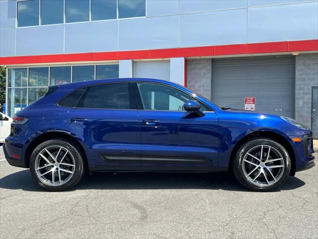 2022 Porsche Macan Macan