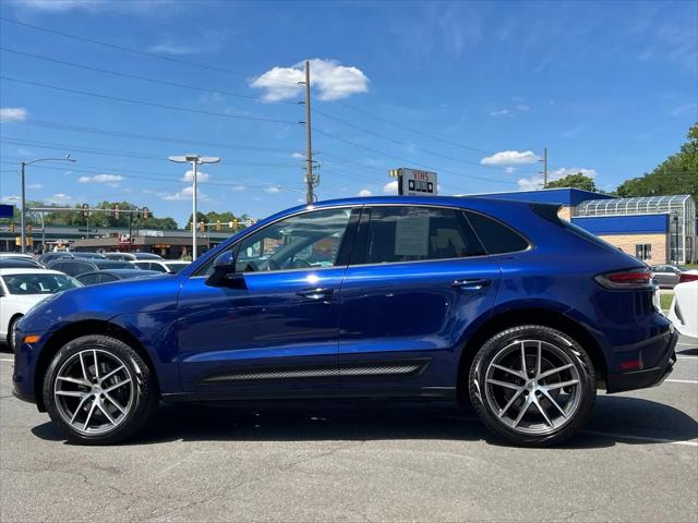 2022 Porsche Macan Macan