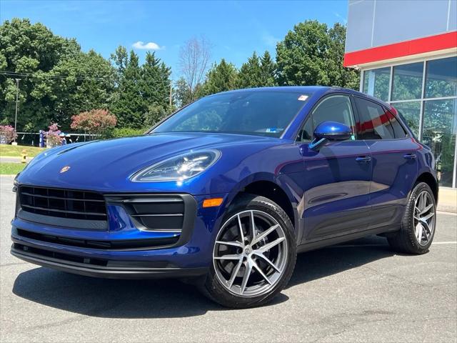 2022 Porsche Macan Macan