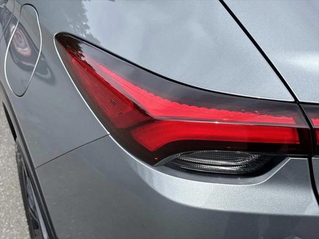 2026 Buick NV Sport Touring FWD