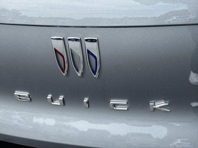 2026 Buick NV Sport Touring FWD