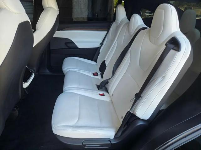 2023 Tesla Model X Standard Range