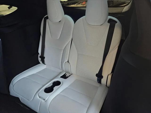 2023 Tesla Model X Standard Range