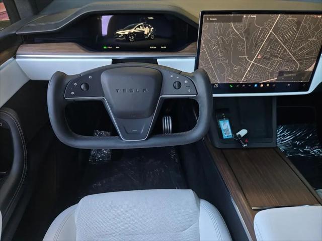 2023 Tesla Model X Standard Range
