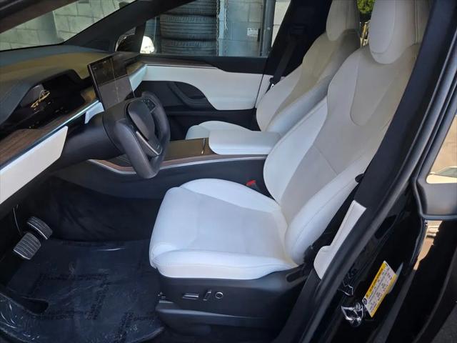2023 Tesla Model X Standard Range