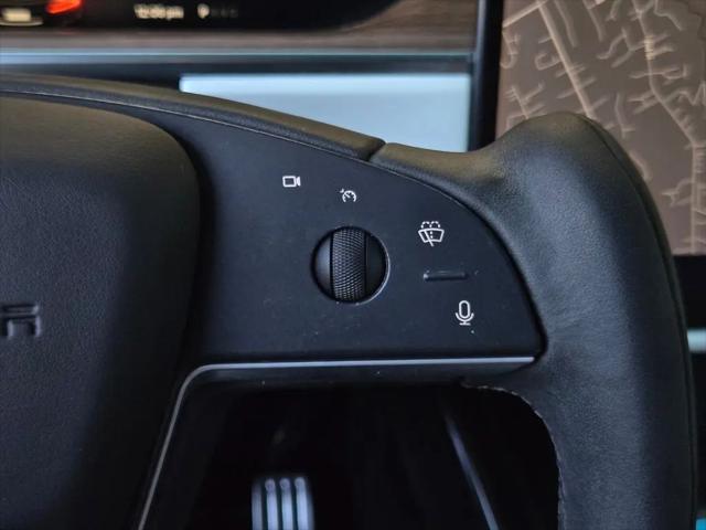 2023 Tesla Model X Standard Range