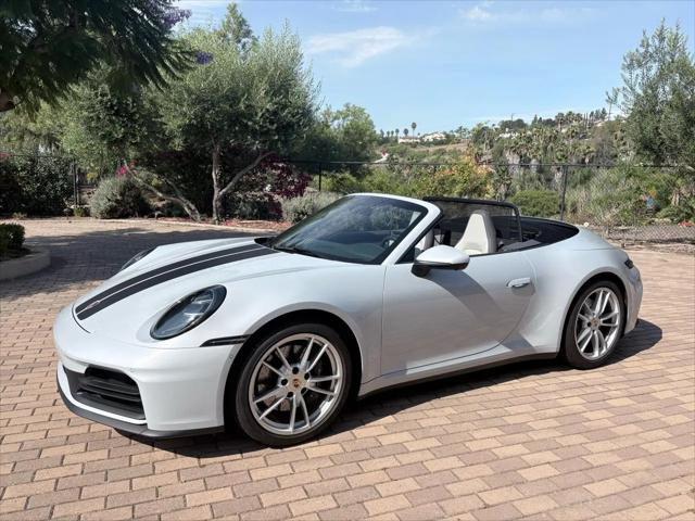 2025 Porsche 911 Carrera Cabriolet