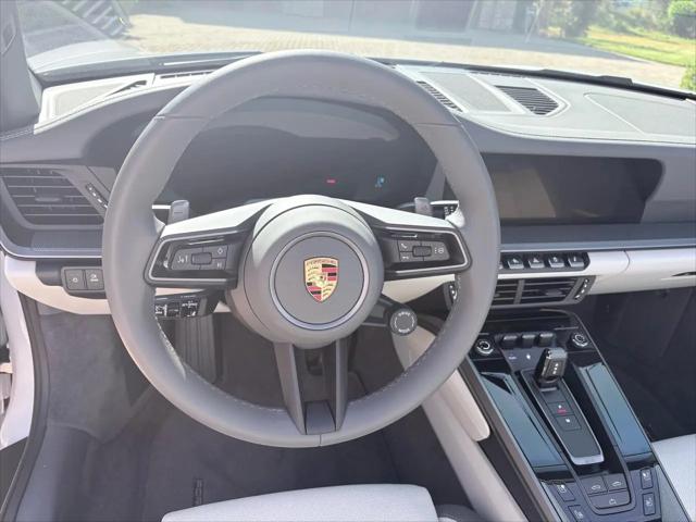 2025 Porsche 911 Carrera Cabriolet