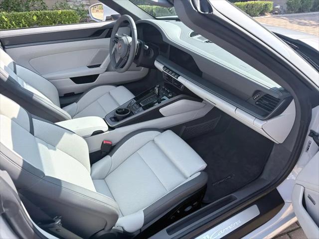 2025 Porsche 911 Carrera Cabriolet