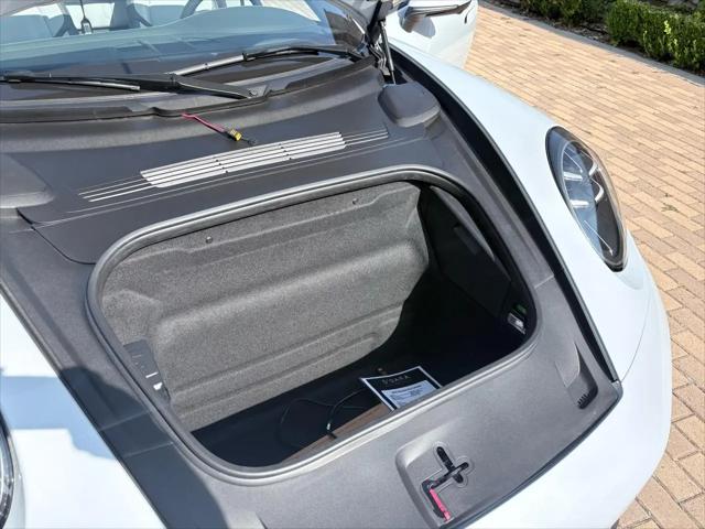 2025 Porsche 911 Carrera Cabriolet