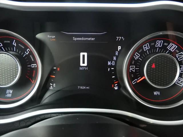 2016 Dodge Challenger SXT Plus