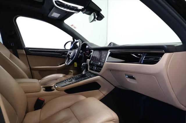 2019 Porsche Macan Macan
