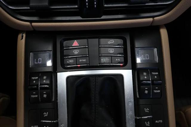 2019 Porsche Macan Macan