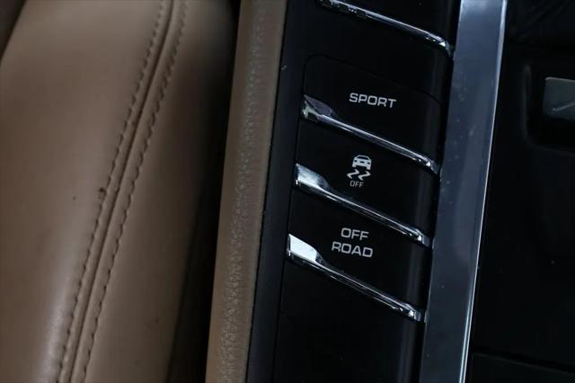 2019 Porsche Macan Macan