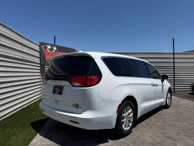 2017 Chrysler Pacifica Touring