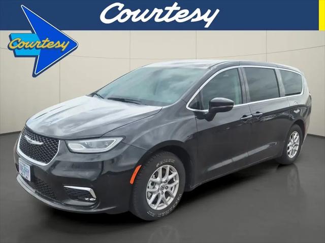 2023 Chrysler Pacifica Touring L for sale in Scottsdale, AZ