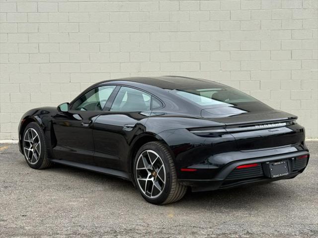 2025 Porsche Taycan Base