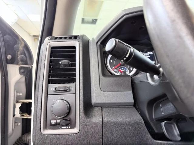2017 Ram 2500 Tradesman Crew Cab 4x4 8 Box