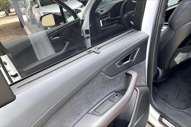 2026 Audi SQ7 Prestige TFSI quattro tiptronic