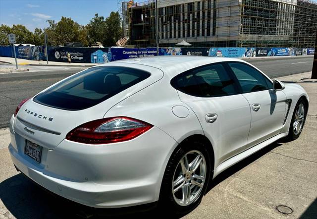 2013 Porsche Panamera Base