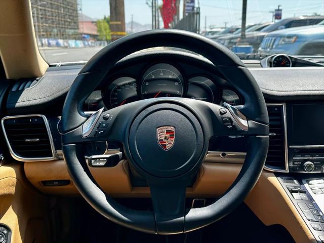 2013 Porsche Panamera Base