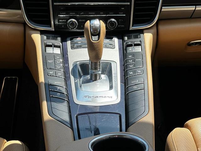 2013 Porsche Panamera Base
