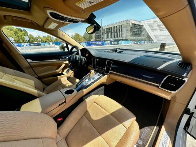 2013 Porsche Panamera Base
