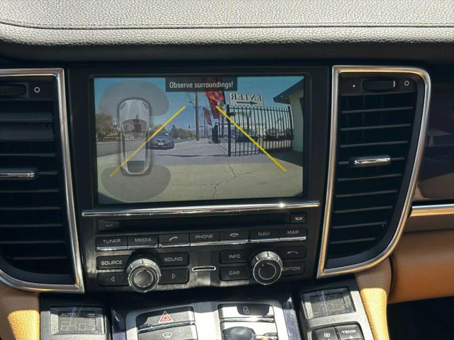 2013 Porsche Panamera Base